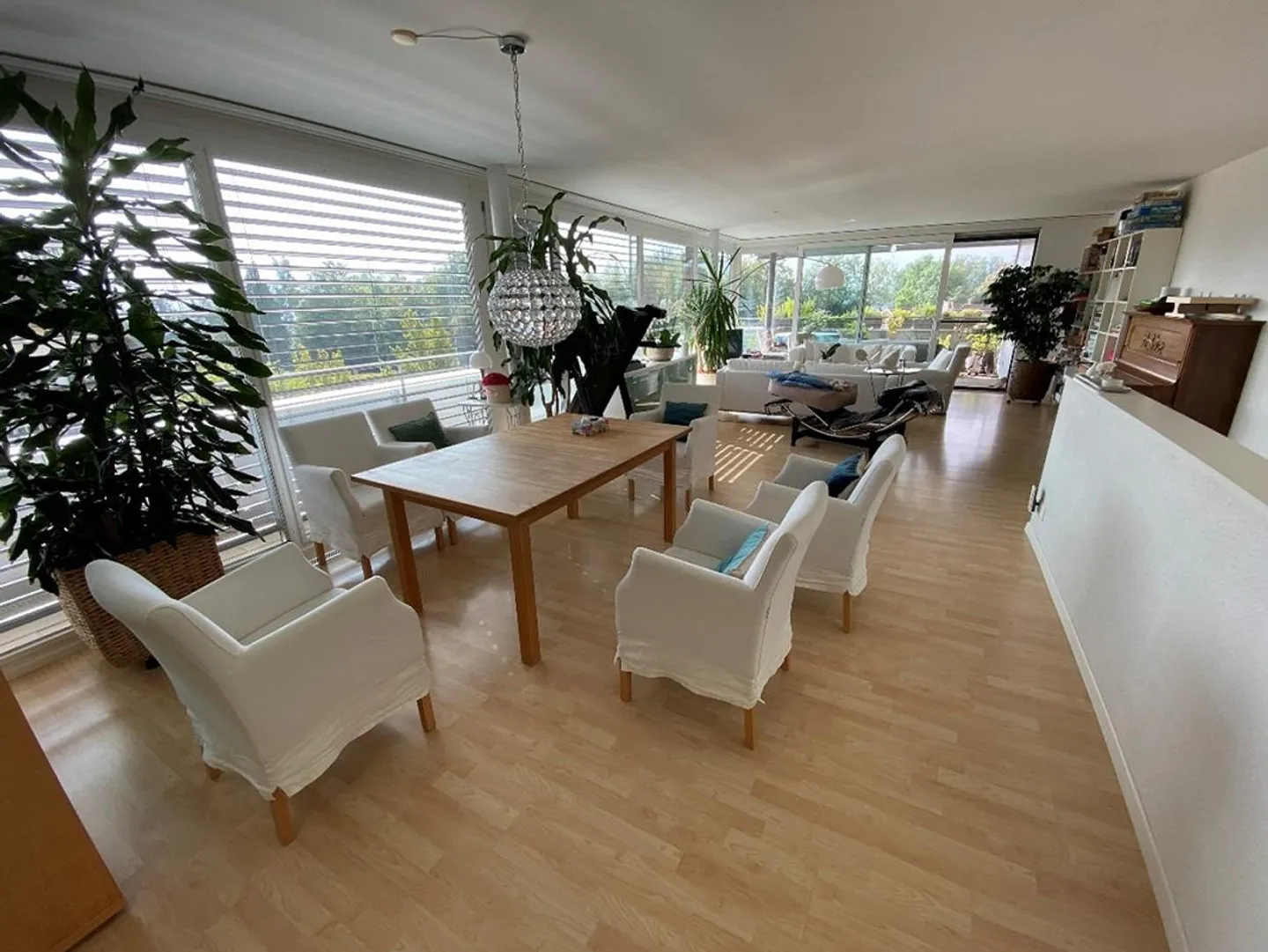 Möblierte Attika-Wohnung in Cham 160m2 - Foto 2 von 3