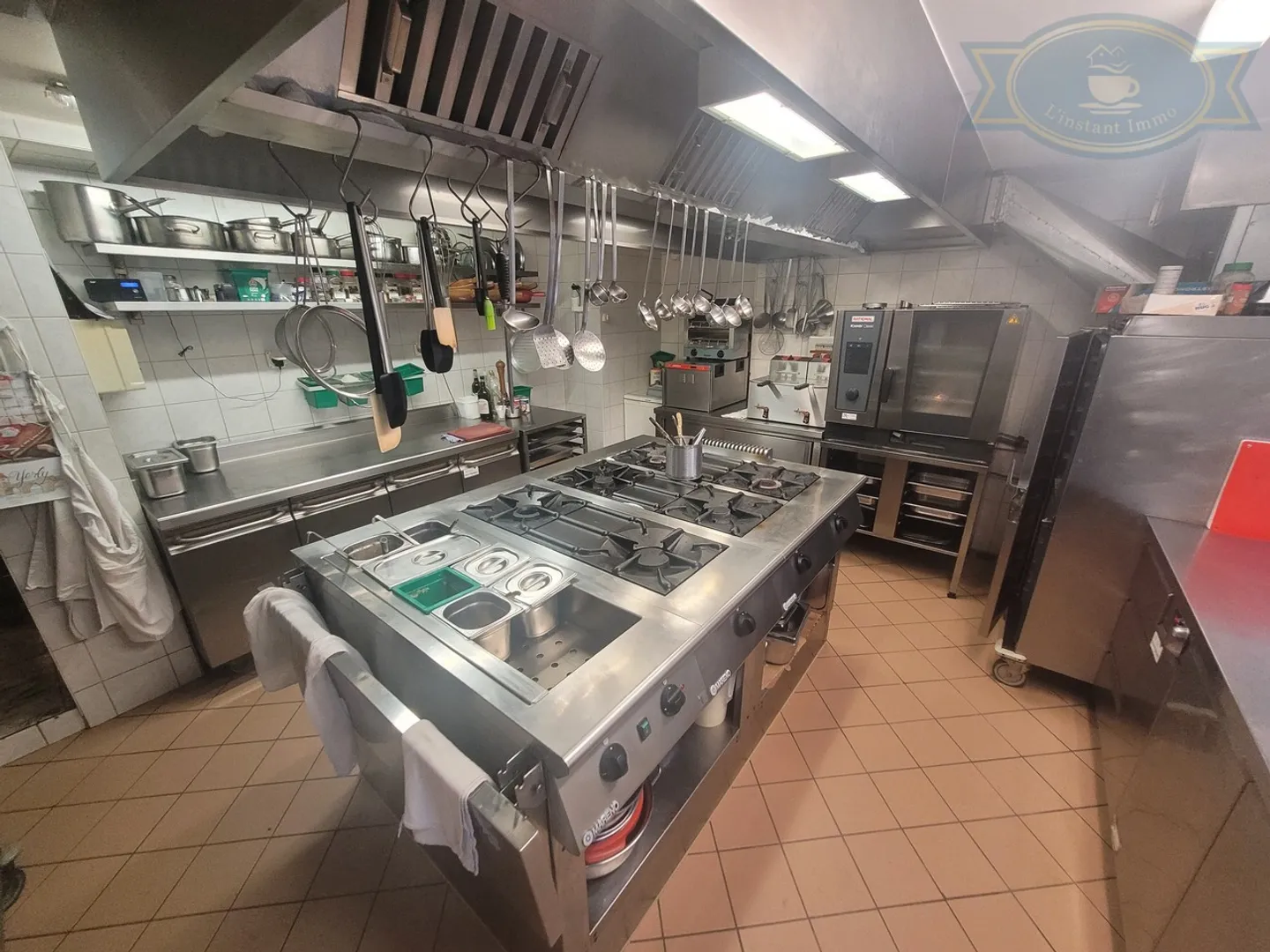 Hôtel-Restaurant renommé dans la vieille ville de St-Ursanne - Photo 12 sur 13