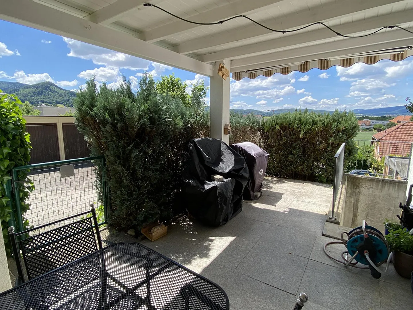 Single-family house - Photo 2 of 19