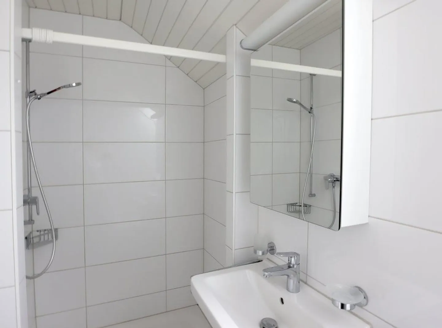 Spacious duplex apartment with fireplace - Photo 11 of 12