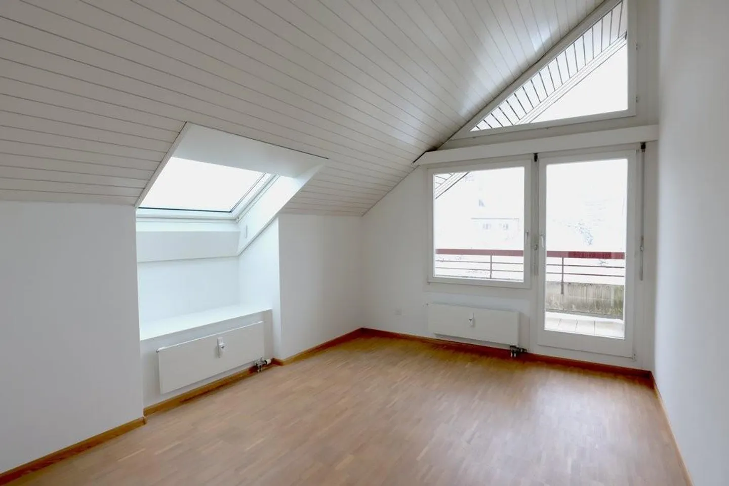 Spacious duplex apartment with fireplace - Photo 10 of 12