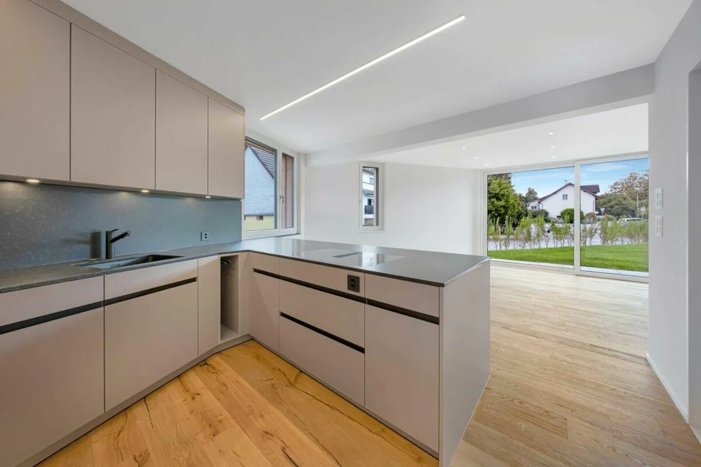 Einfamilienhaus [Neubau] - Foto 2 von 14