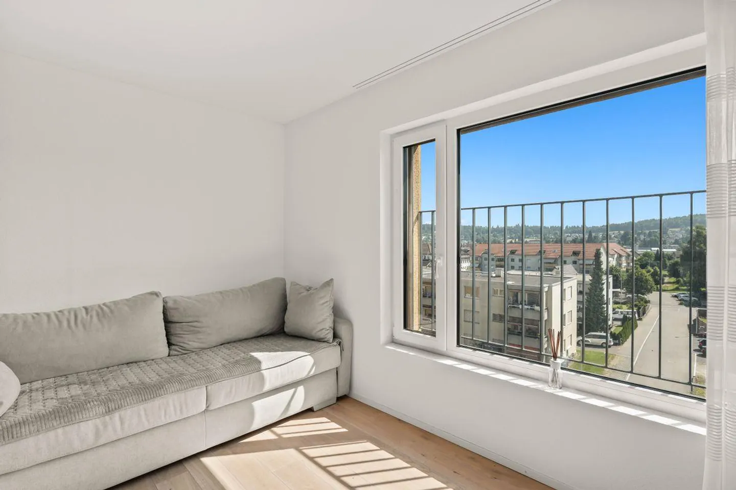 Komfortable 4.5-Zimmer-Wohnung an ruhiger Lage - Foto 6 von 10