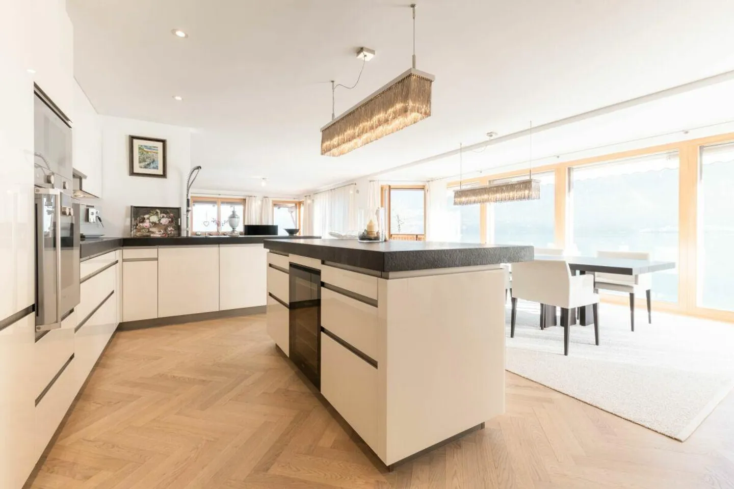 Beautiful 4.5-room apartment with boat space and lake view, chalet ... - Photo 9 of 30