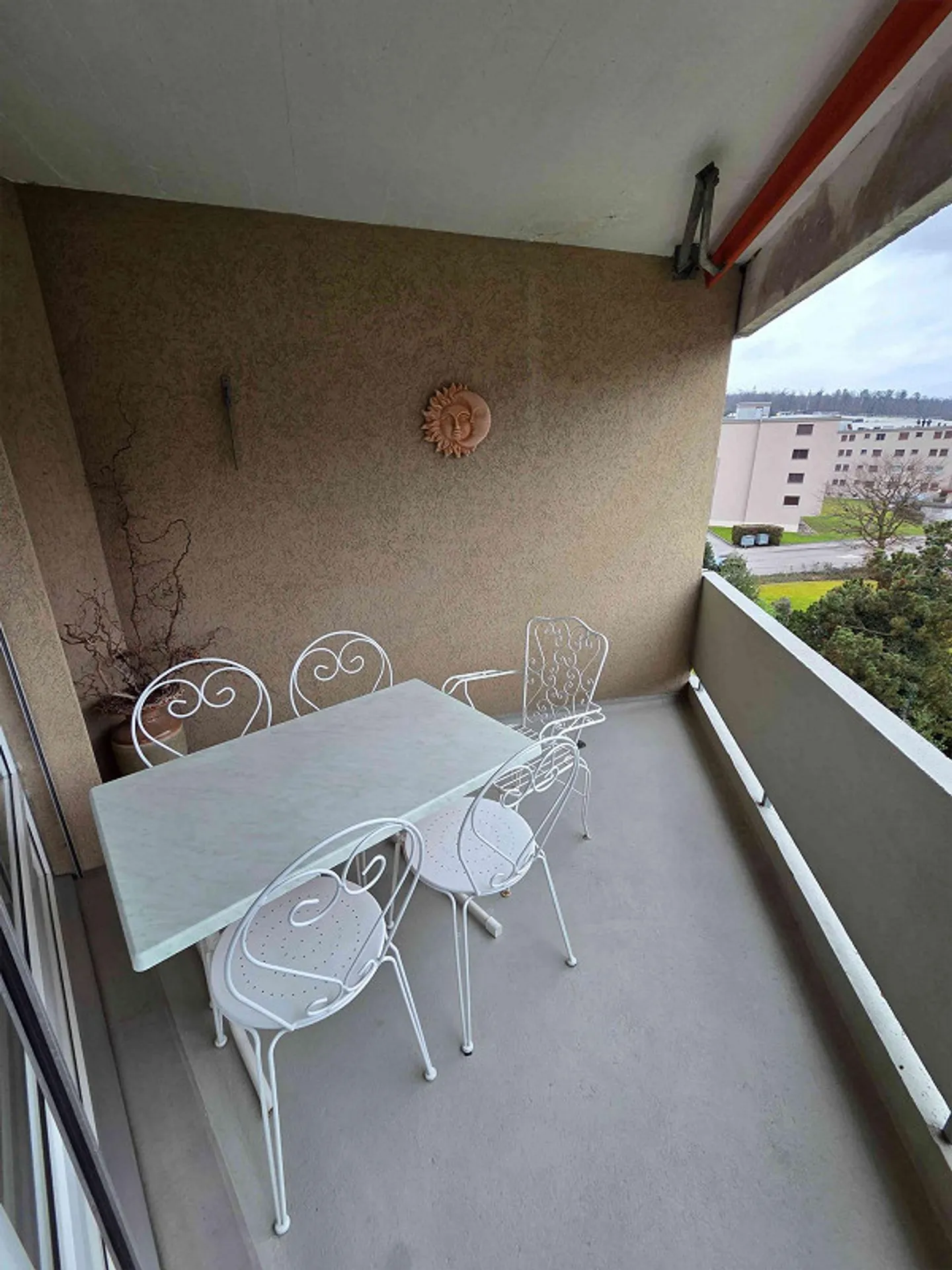 3.5-room apartment with balcony by the Aare - Photo 10 of 12