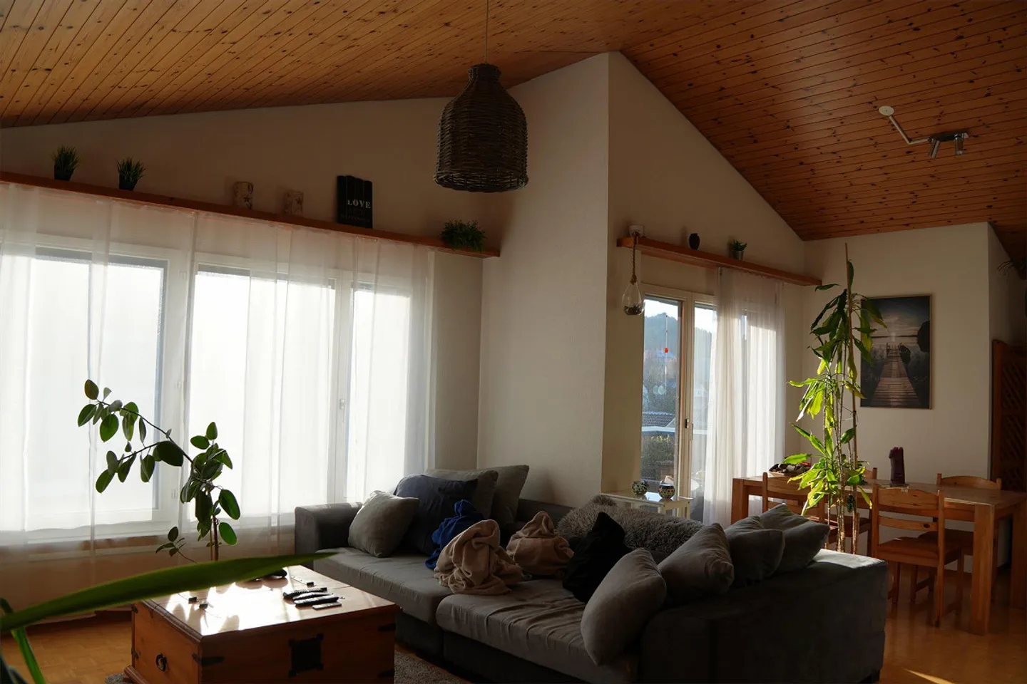 luminoso appartamento mansardato di 4,5 stanze - Foto 7 di 13