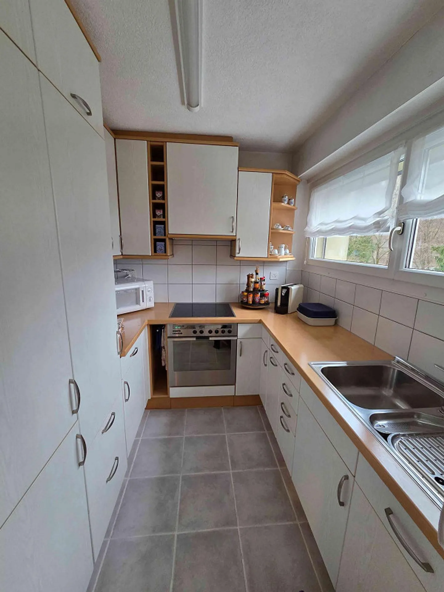 3.5-room apartment with balcony by the Aare - Photo 4 of 12