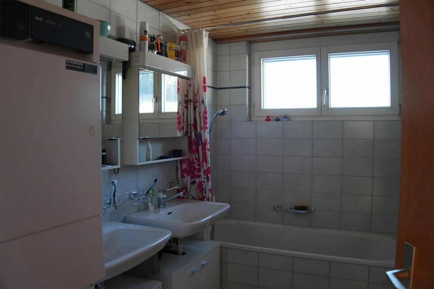 luminoso appartamento mansardato di 4,5 stanze - Foto 10 di 13