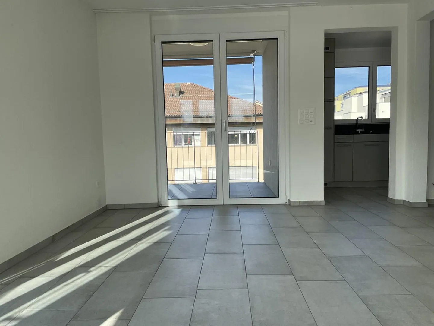 Votre nouveau chez-vous à Zurich-Seebach - disponible immédiatement ! - Photo 3 sur 5