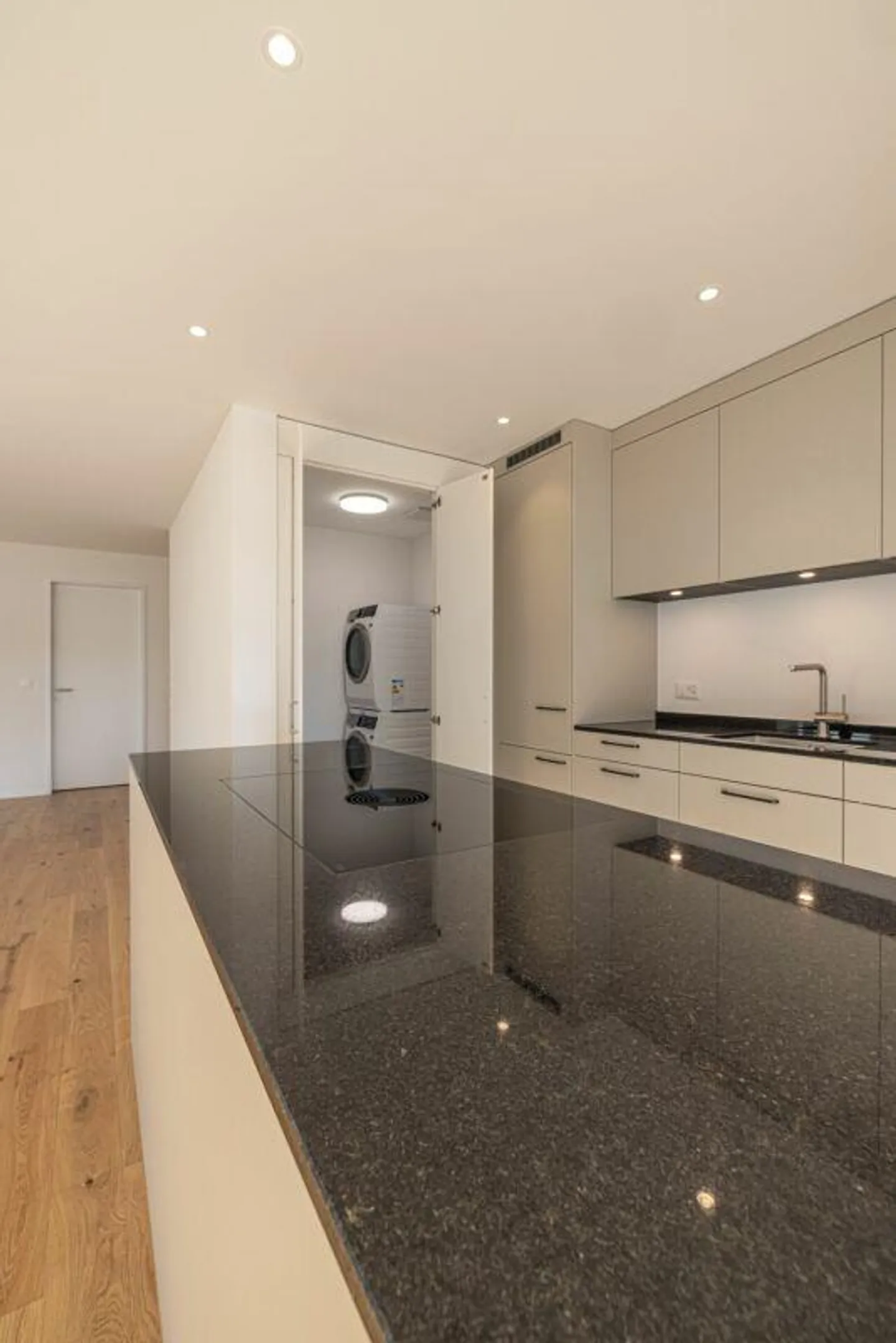 Beautiful new 2½-room apartment - Photo 5 of 14