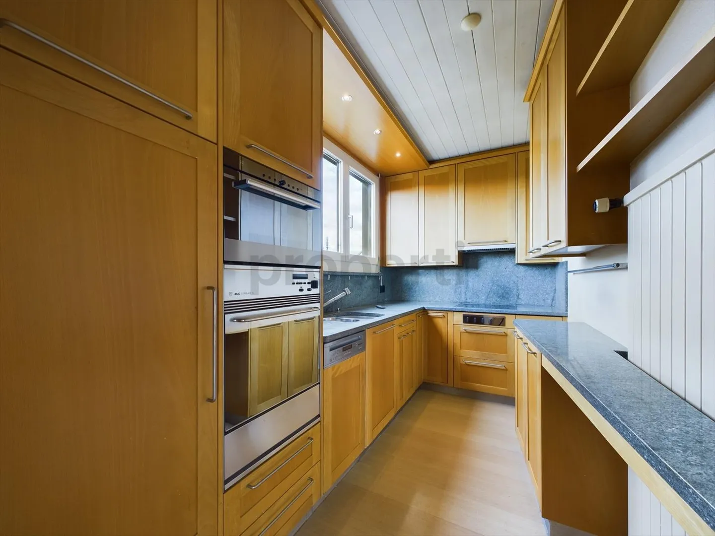 Apartment for sale - Photo 2 of 7