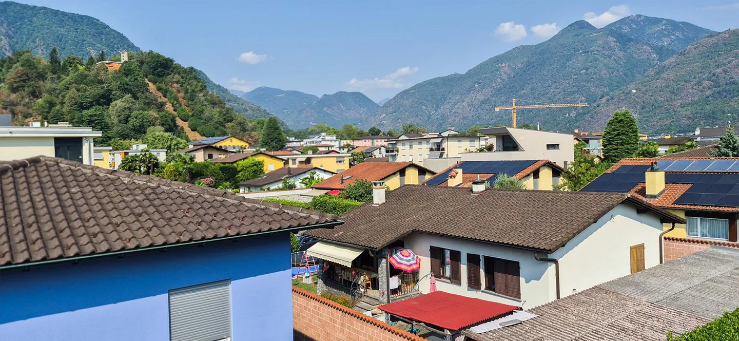 Spazioso appartamento attico a Losone - Foto 7 di 16