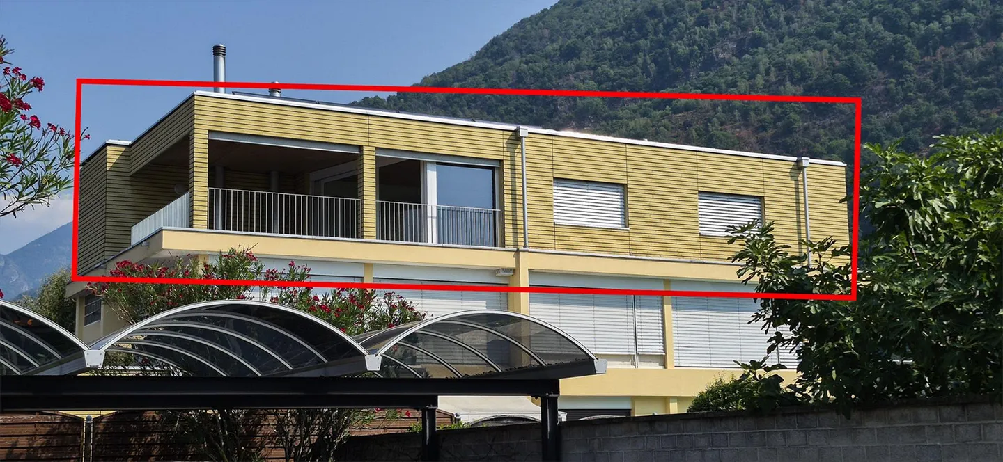 Spazioso appartamento attico a Losone - Foto 15 di 16