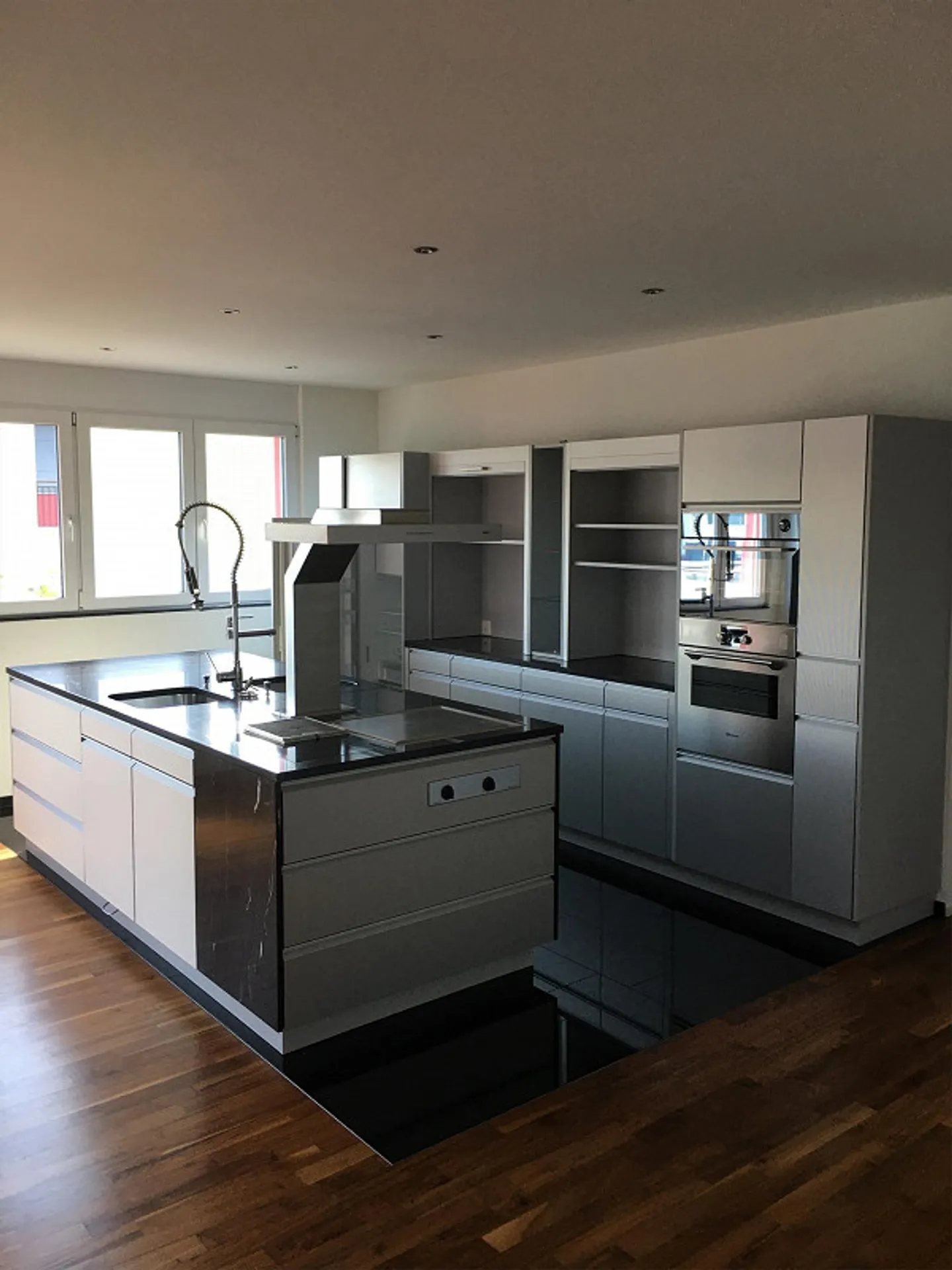 Appartamento lussuoso di 5,5 stanze con molti extra - Foto 15 di 25