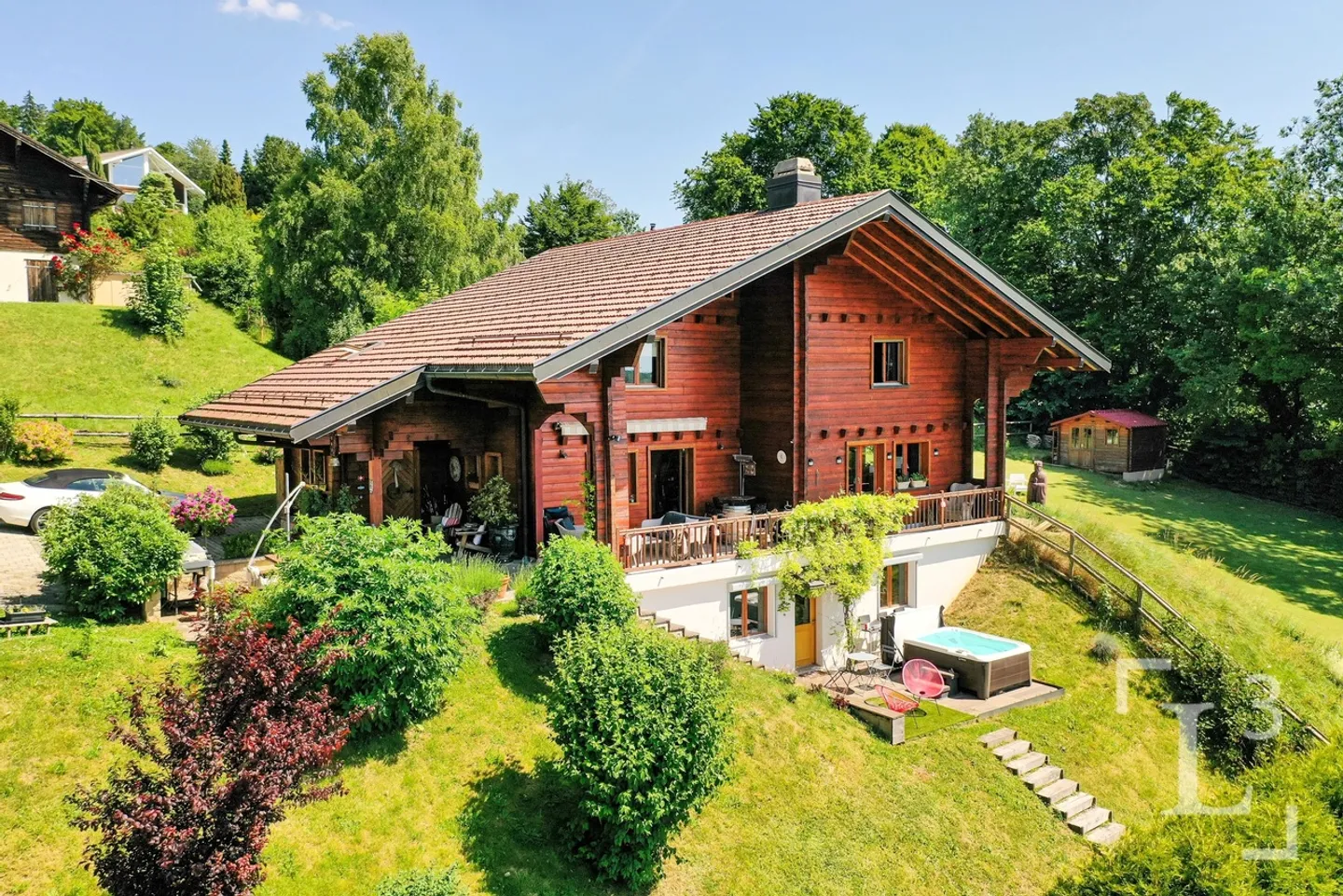 Chalet di lusso con vista + appartamento indipendente - Foto 2 di 19