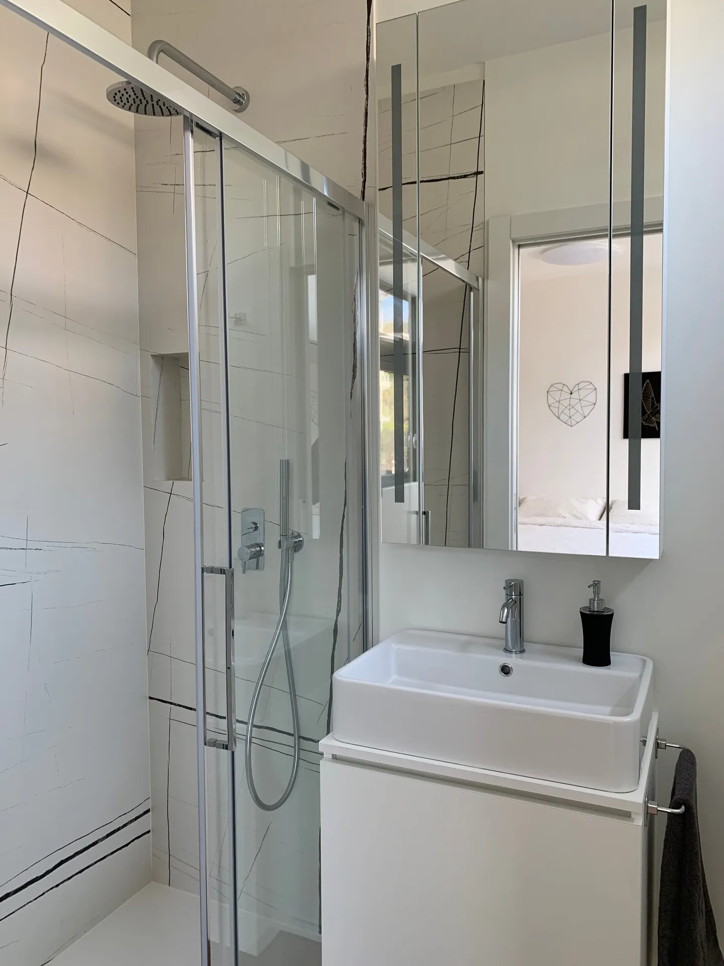 Appartamento CON VISTA SUL LAGO - arredato e pronto per essere abitato - Foto 12 di 16