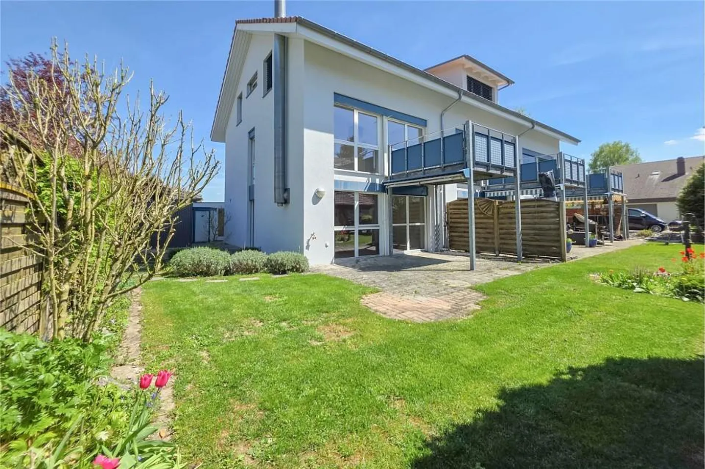 Geräumiges Familienhaus in Kappelen - Foto 1 von 13