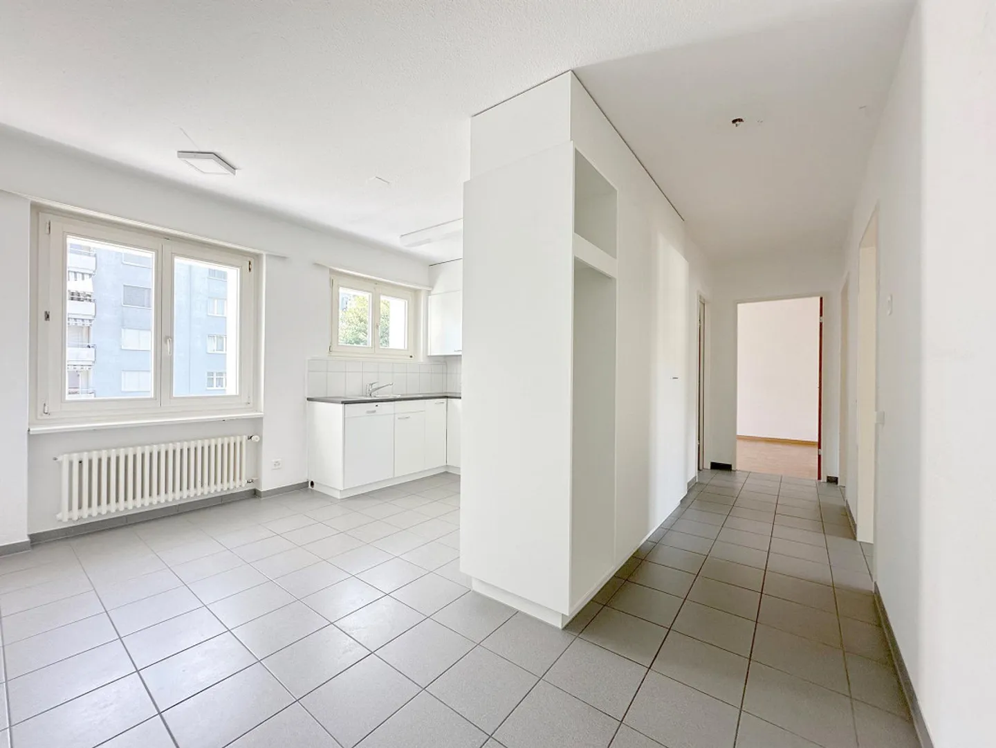 Vie confortable dans une propriété bien entretenue ! - Photo 3 sur 11