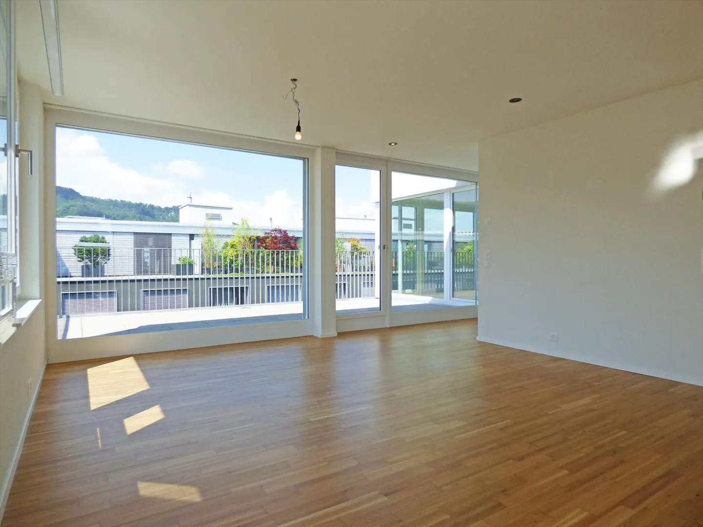 «Ihr Wohntraum im "Secret Garden" - Attikawohnung mit 2 Dachterrassen!» - Foto 1 von 5