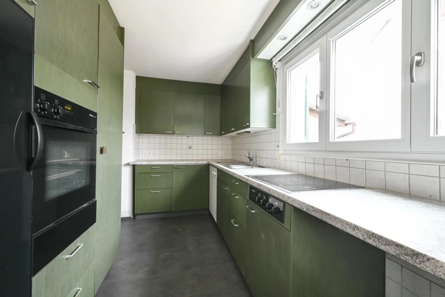 Ruhig gelegenes Zuhause mit Entwicklungspotenzial - Foto 4 von 7