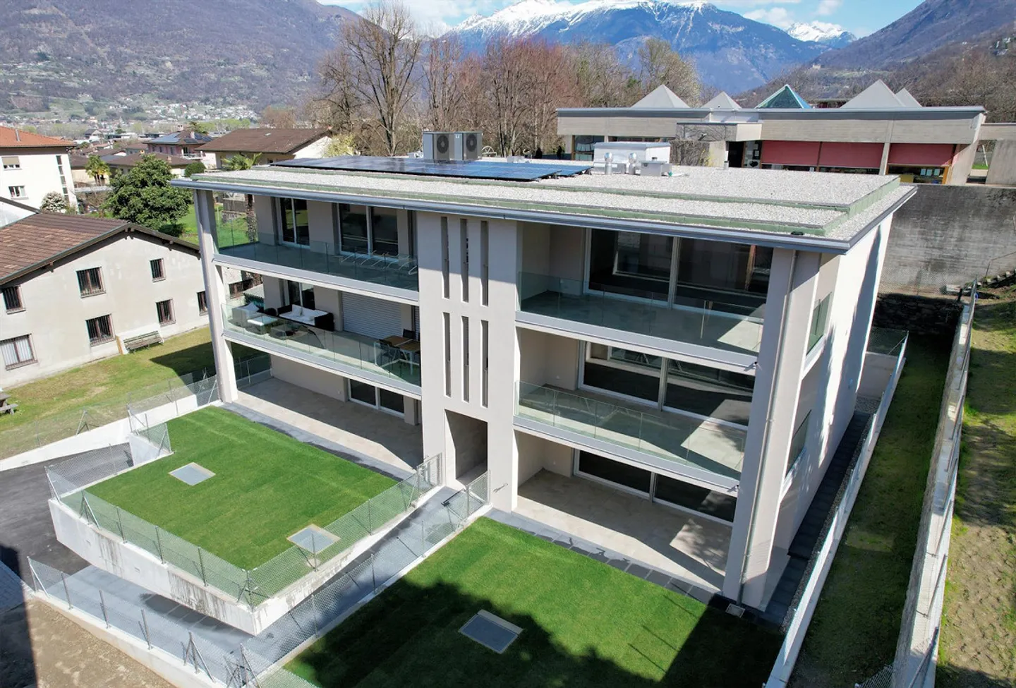 Nuovo elegante appartamento con giardino privato - Foto 2 di 15