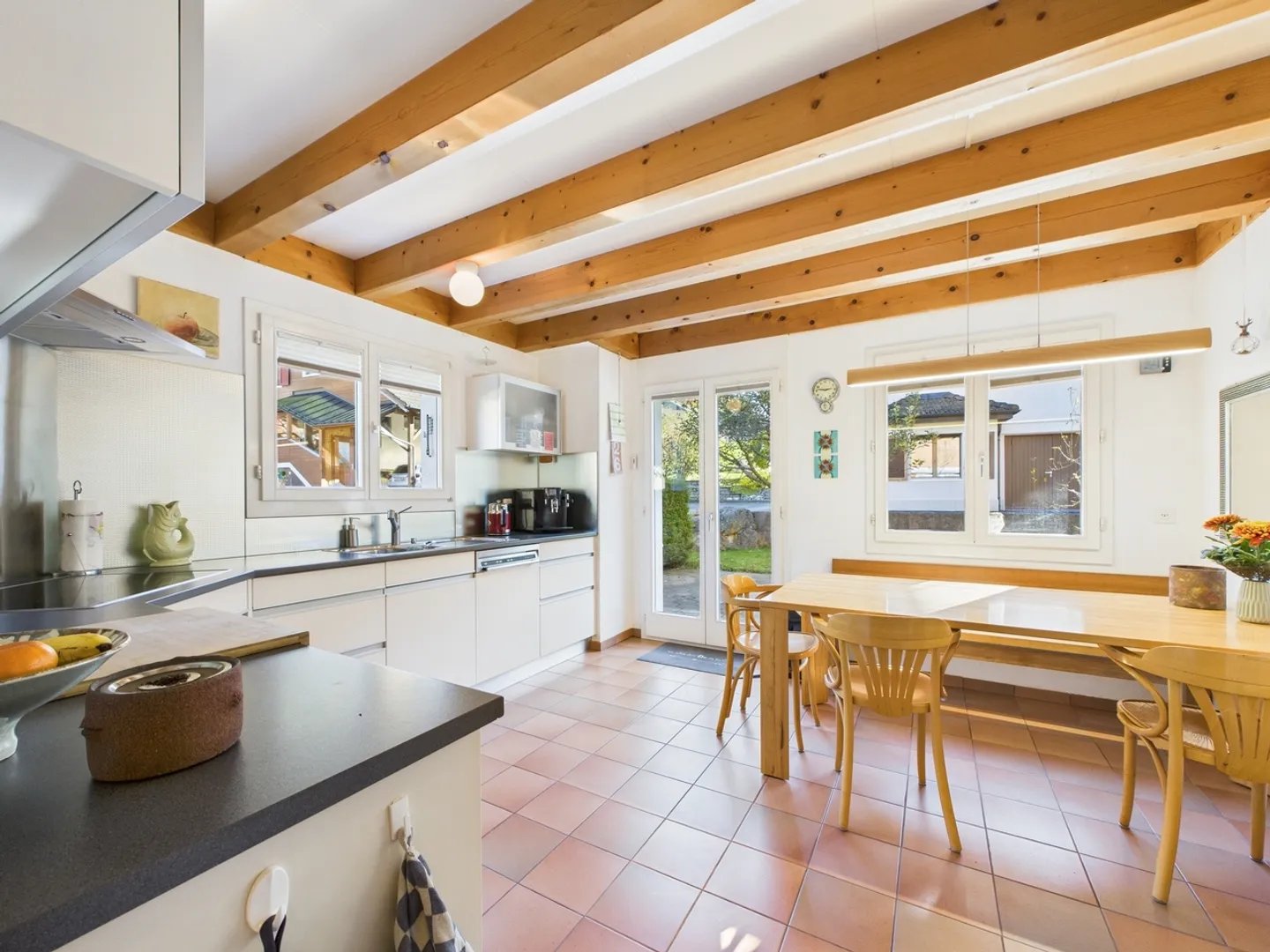 Ruhiges Wohnen in traumhafter Bergkulisse - Foto 4 von 13