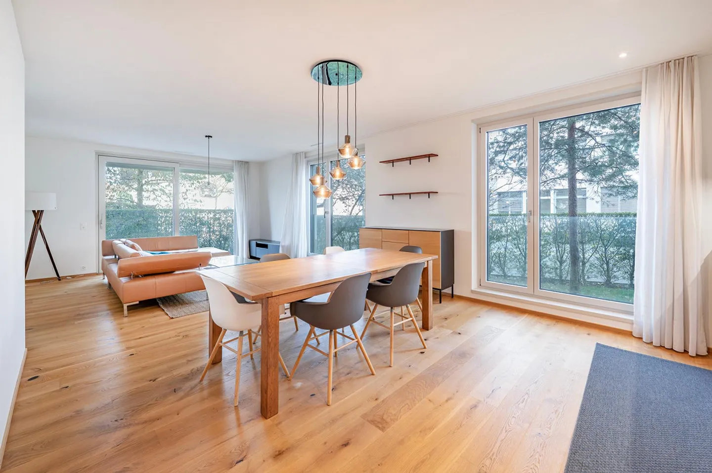 Möblierte Gartenwohnung 2.5 Zimmer - Foto 1 von 12