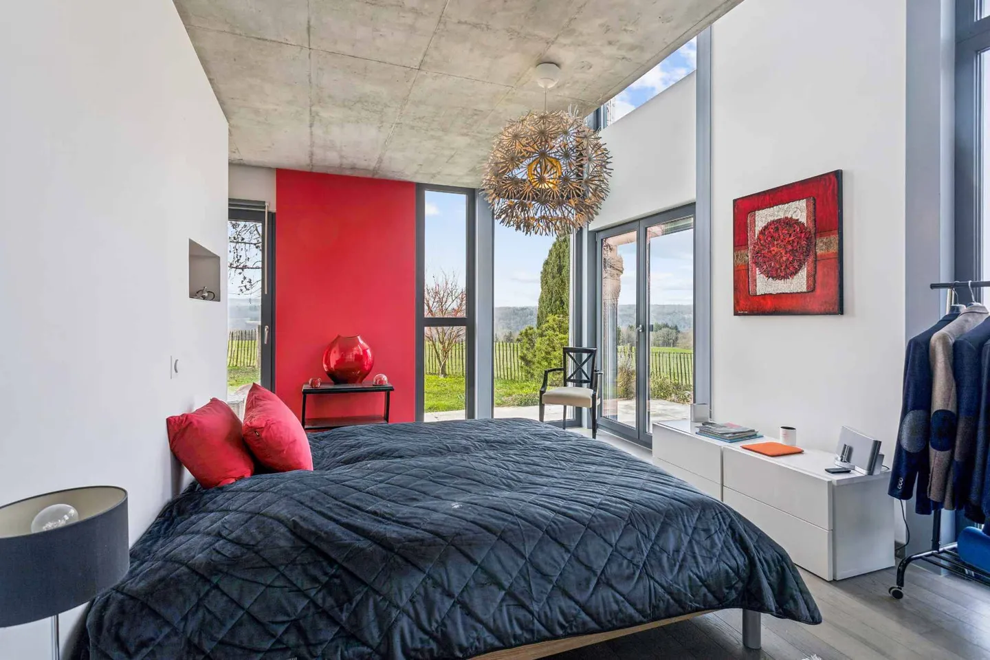 Modern Architect Villa with 7.5 Rooms and Swimming Pool - Photo 10 of 13