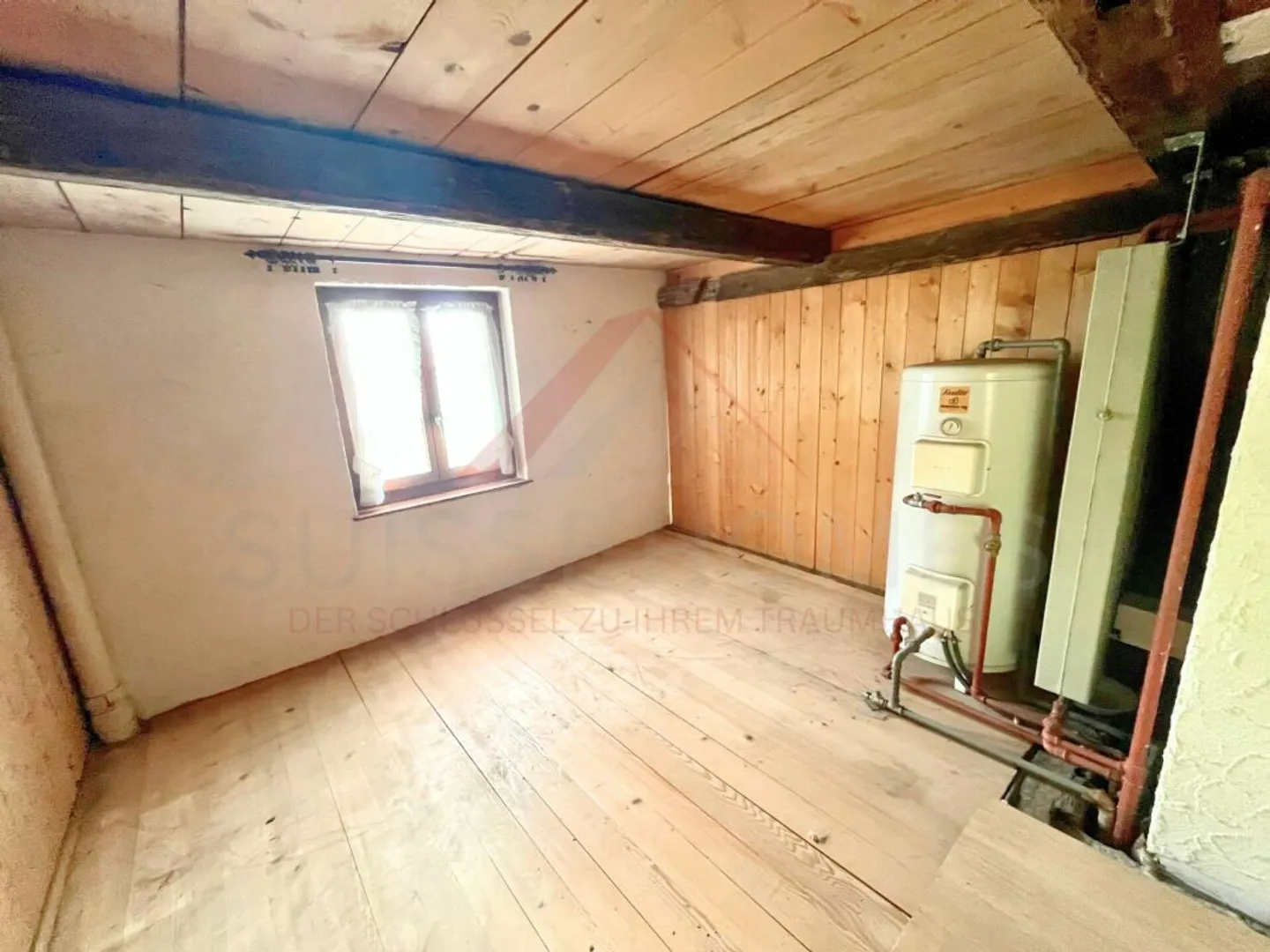 Charming farmhouse with large plot and development potential in Unterkulm (AG) - Photo 13 of 13
