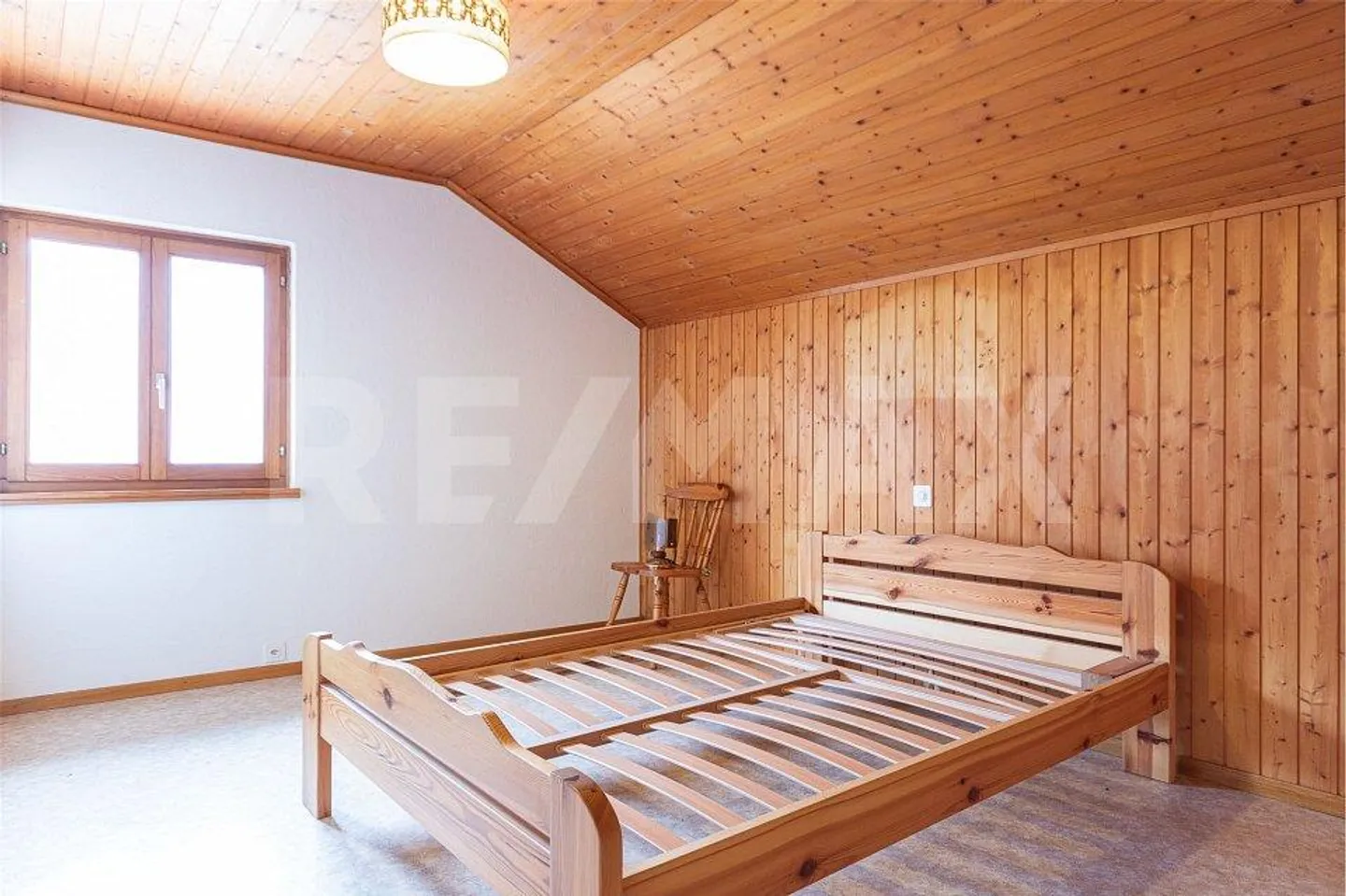 Spacious house with valley view - Photo 10 of 13