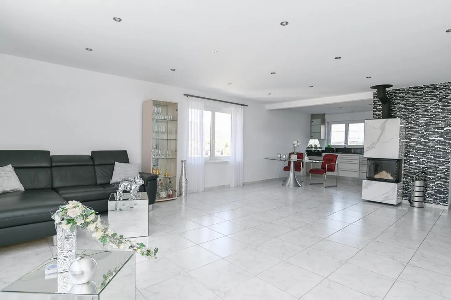 Ein Haus wie aus dem Ei gepellt - Foto 3 di 10