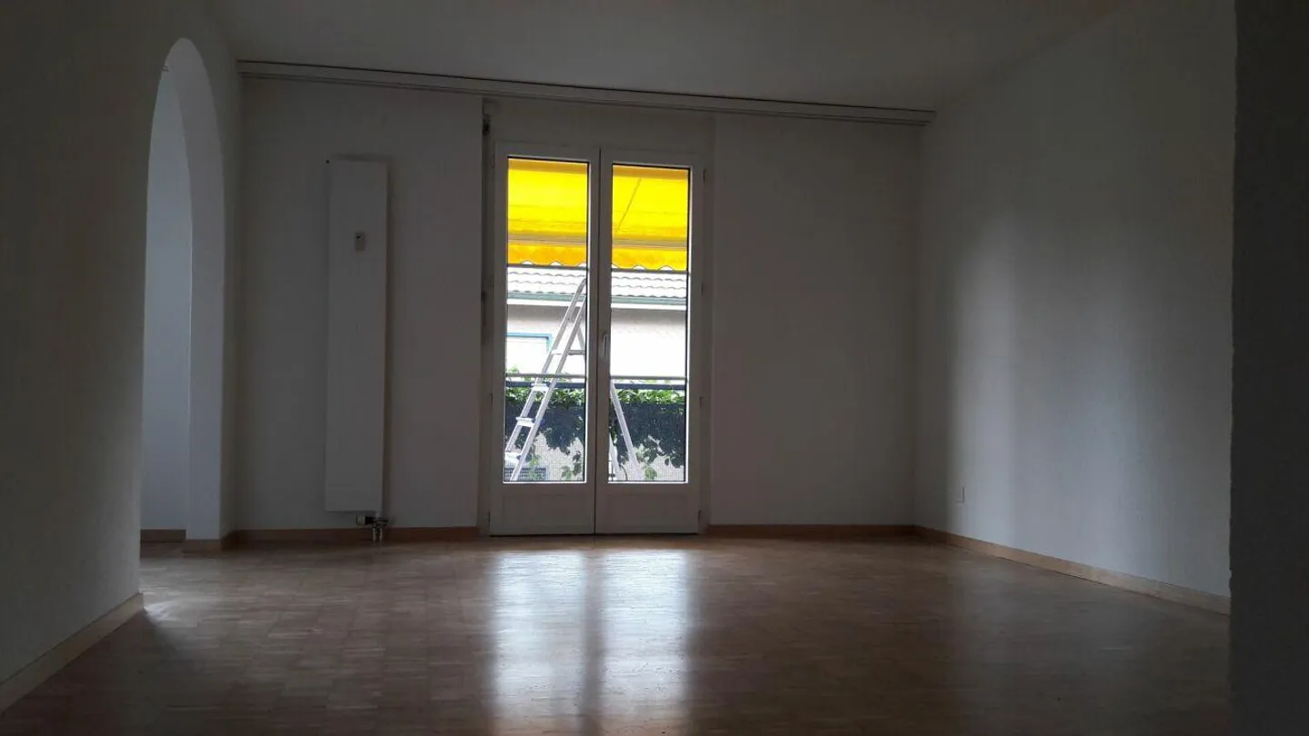 Appartement 4.5 pièces au rez-de-chaussée dans le vert - Photo 5 sur 5