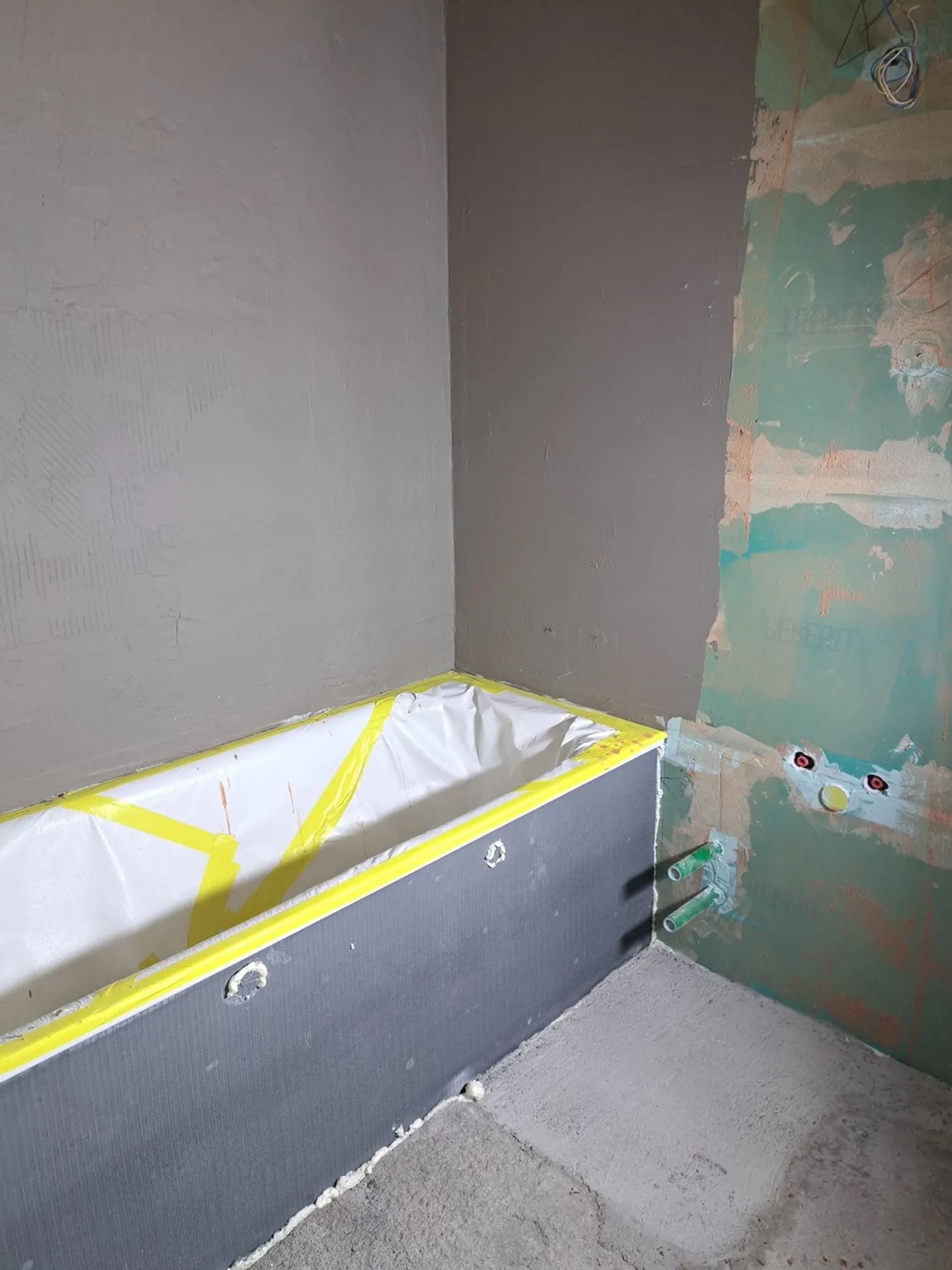 Broc / 3.5 room renovated - Photo 2 of 3