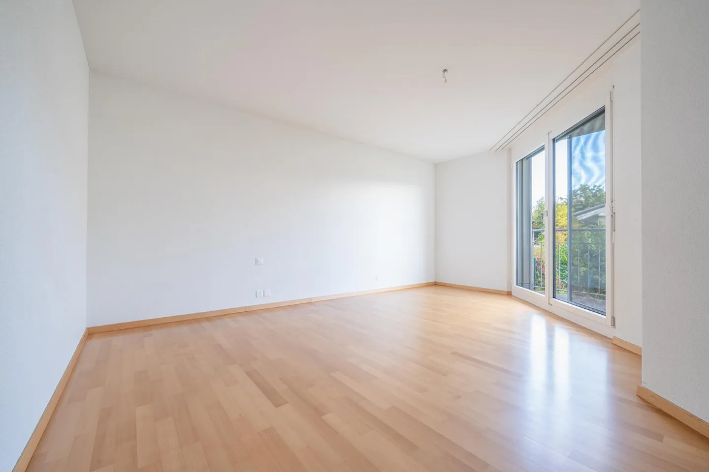 Exklusiv wohnen mit Panoramablick auf See und Berge - Foto 6 von 14
