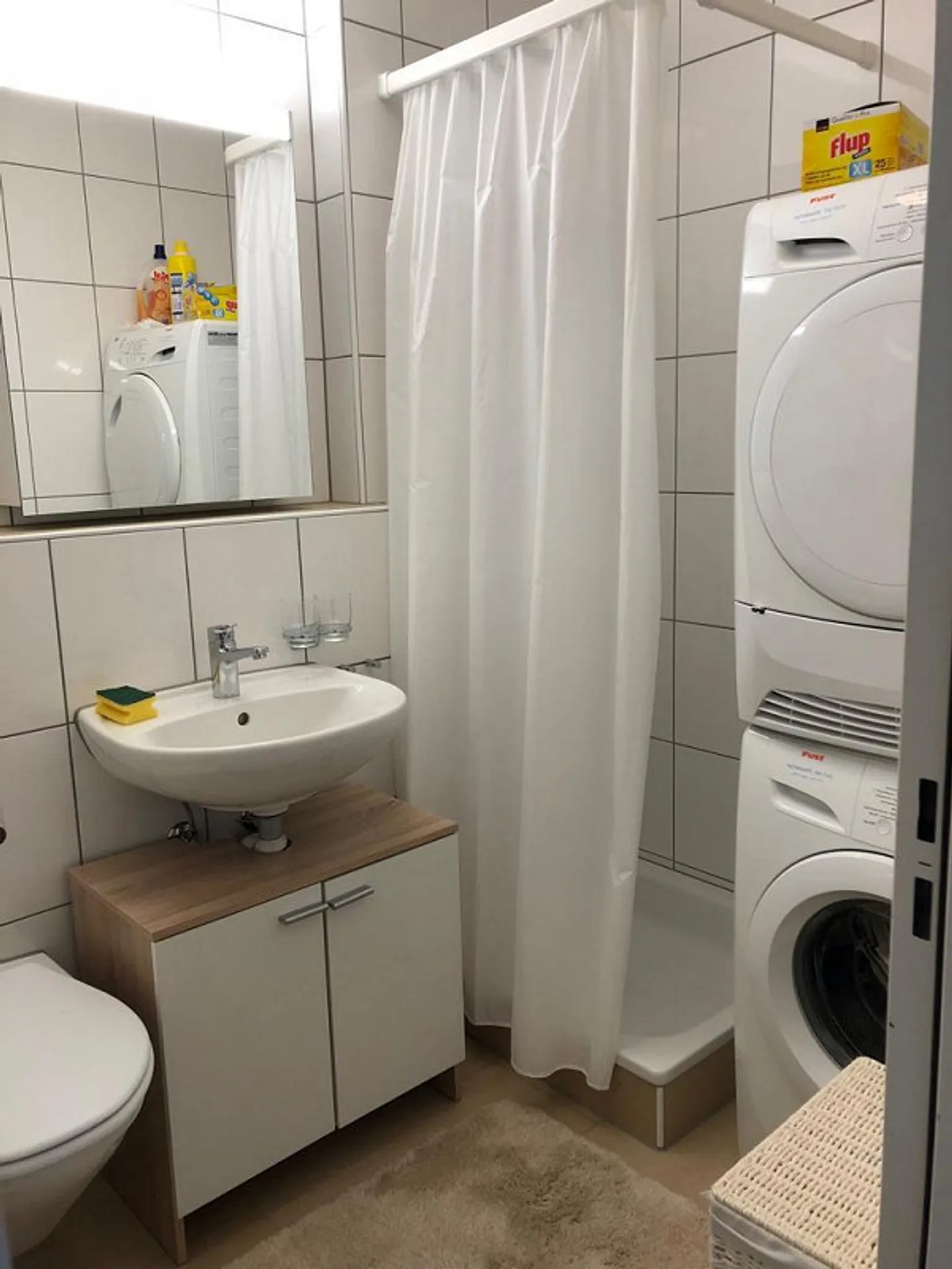 Möblierte 1.5 Zimmer Einliegerwohnung in 8047 Zürich zw. Albisrieden u - Photo 8 sur 8