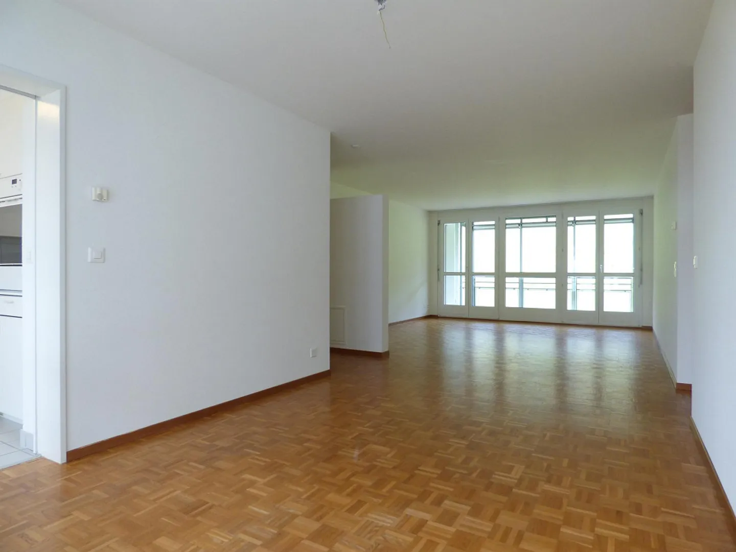 Modernes Apartment am Waldrand - Foto 3 von 5