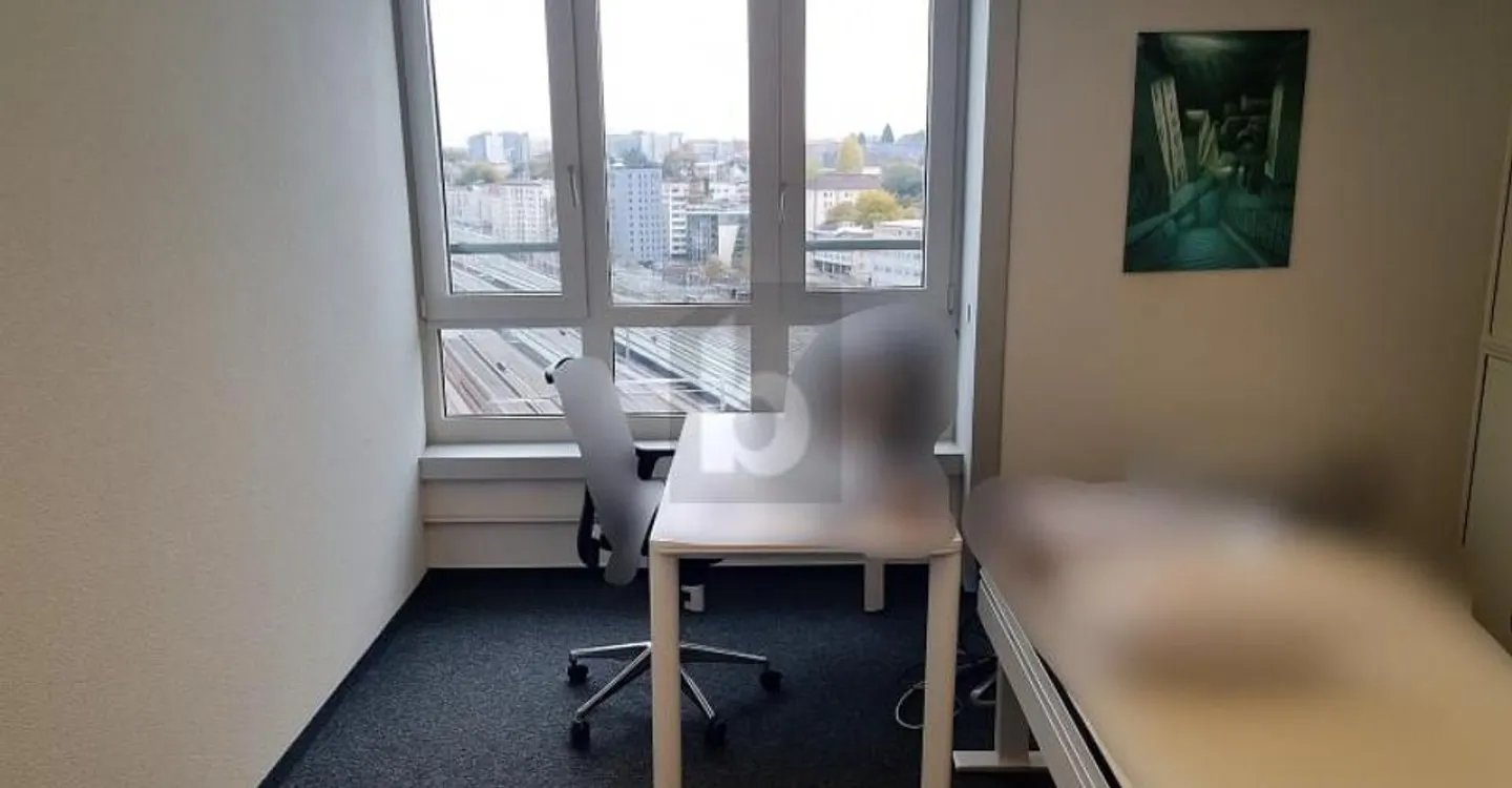 ESPACE DE TRAVAIL AVEC VUE PANORAMIQUE - Photo 4 sur 5