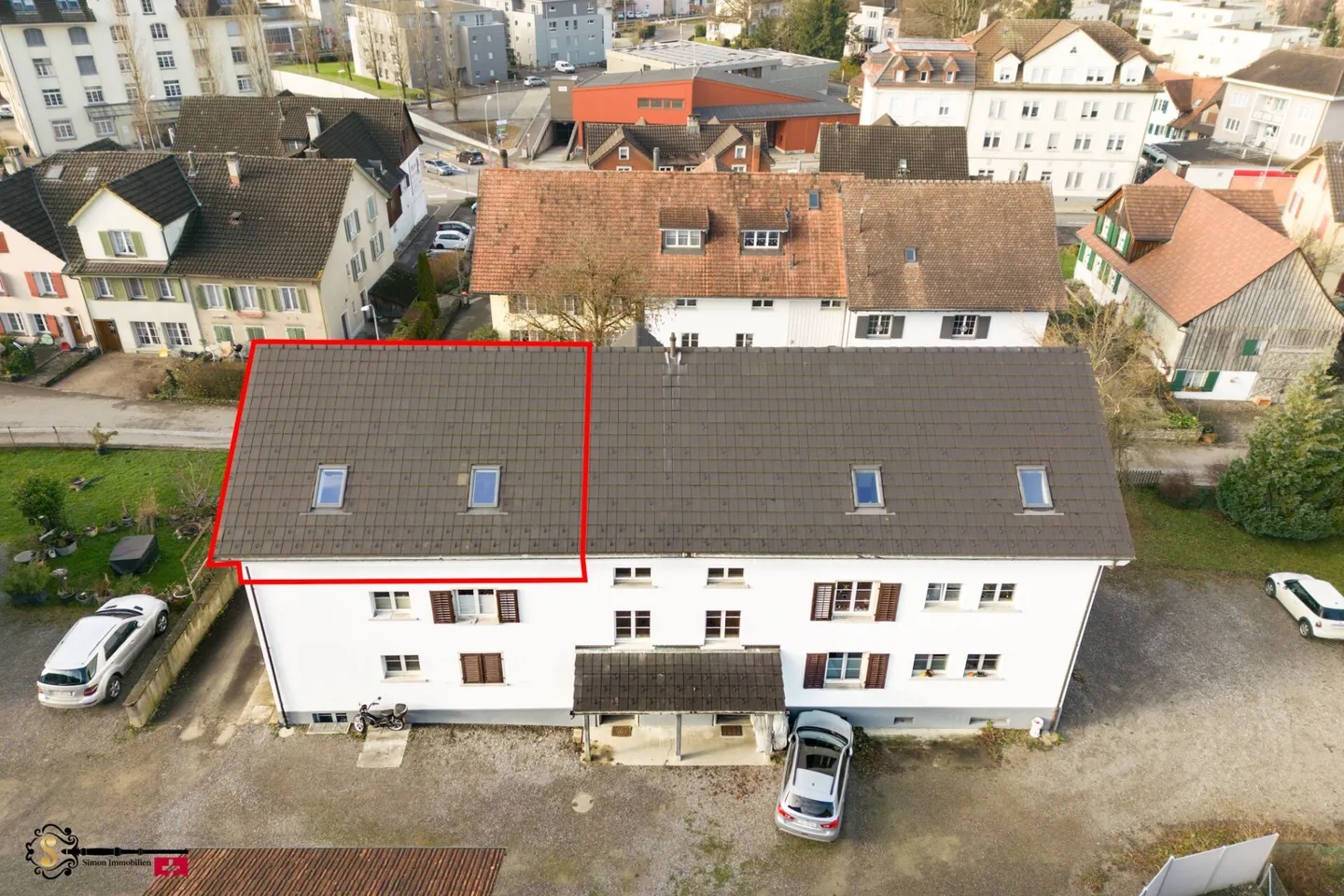 Loft-like living under the roof - Photo 3 of 10