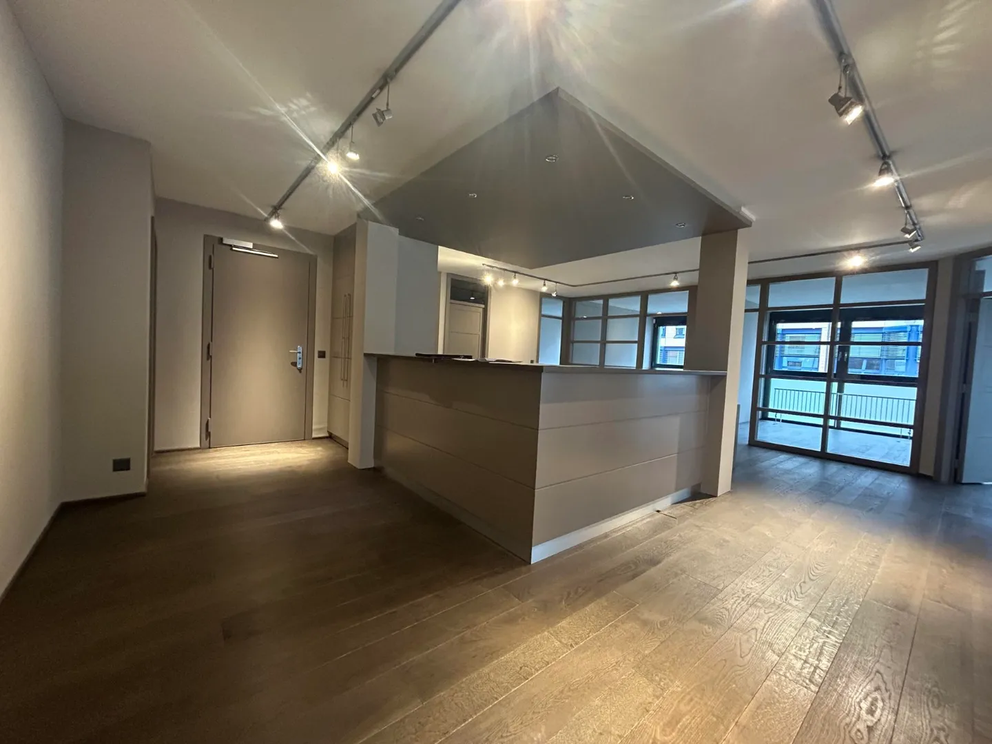 Modern Office Space in Nyon - Photo 2 of 8