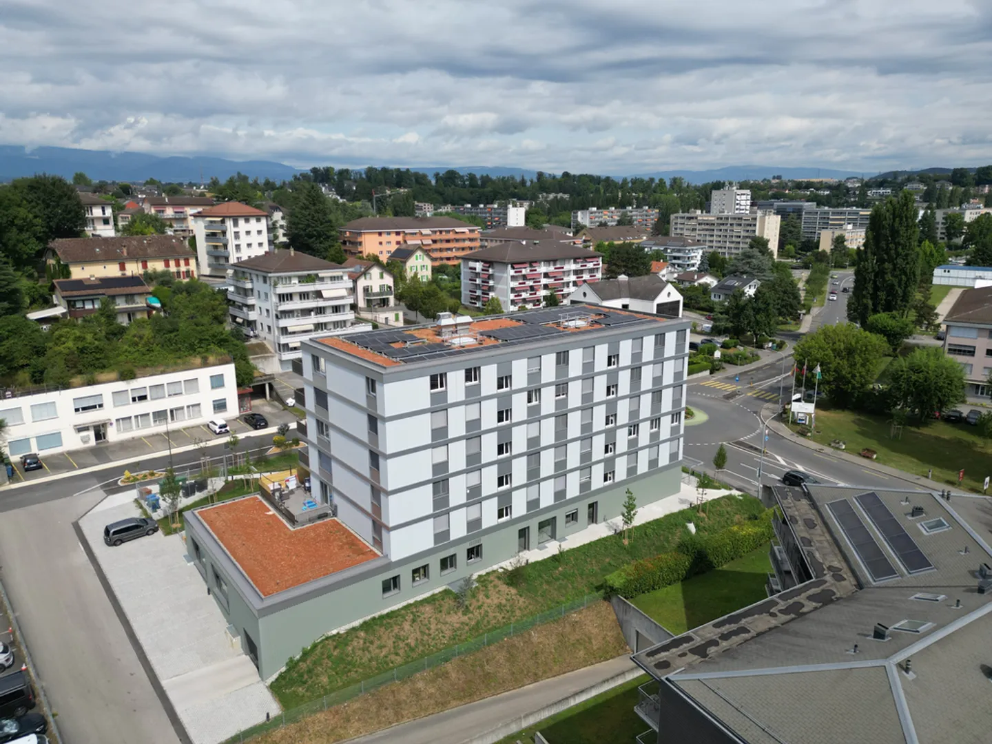 Several parking spaces for rent - Photo 2 of 2