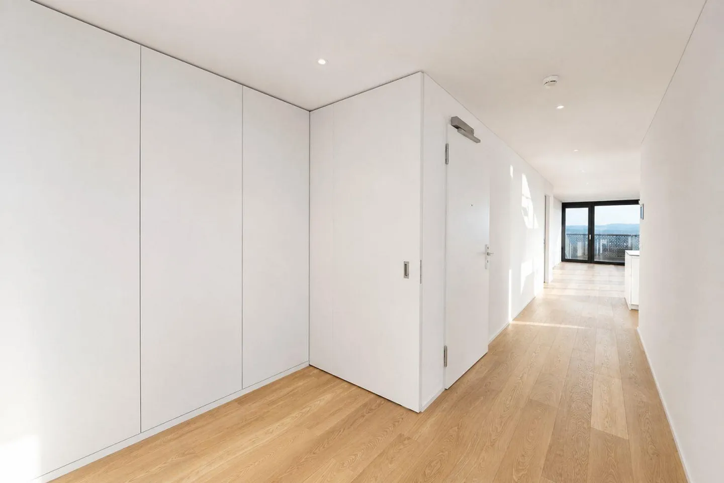 Exclusive 4.5-Room Apartment - Photo 12 of 12