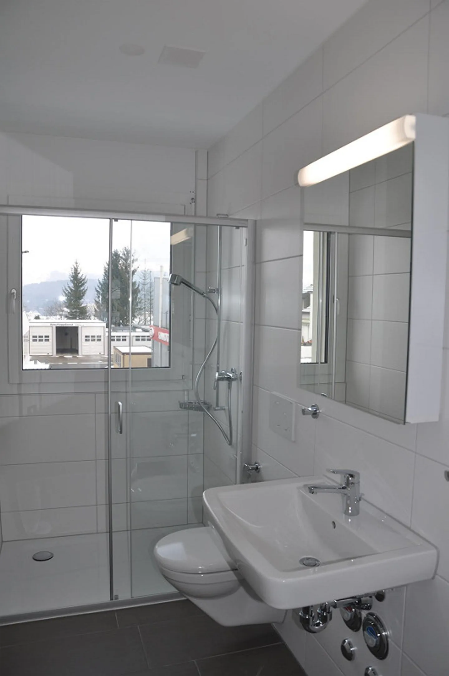 Your new home - Nearly new 4.5-room apartment on the 2nd floor - Photo 11 of 13