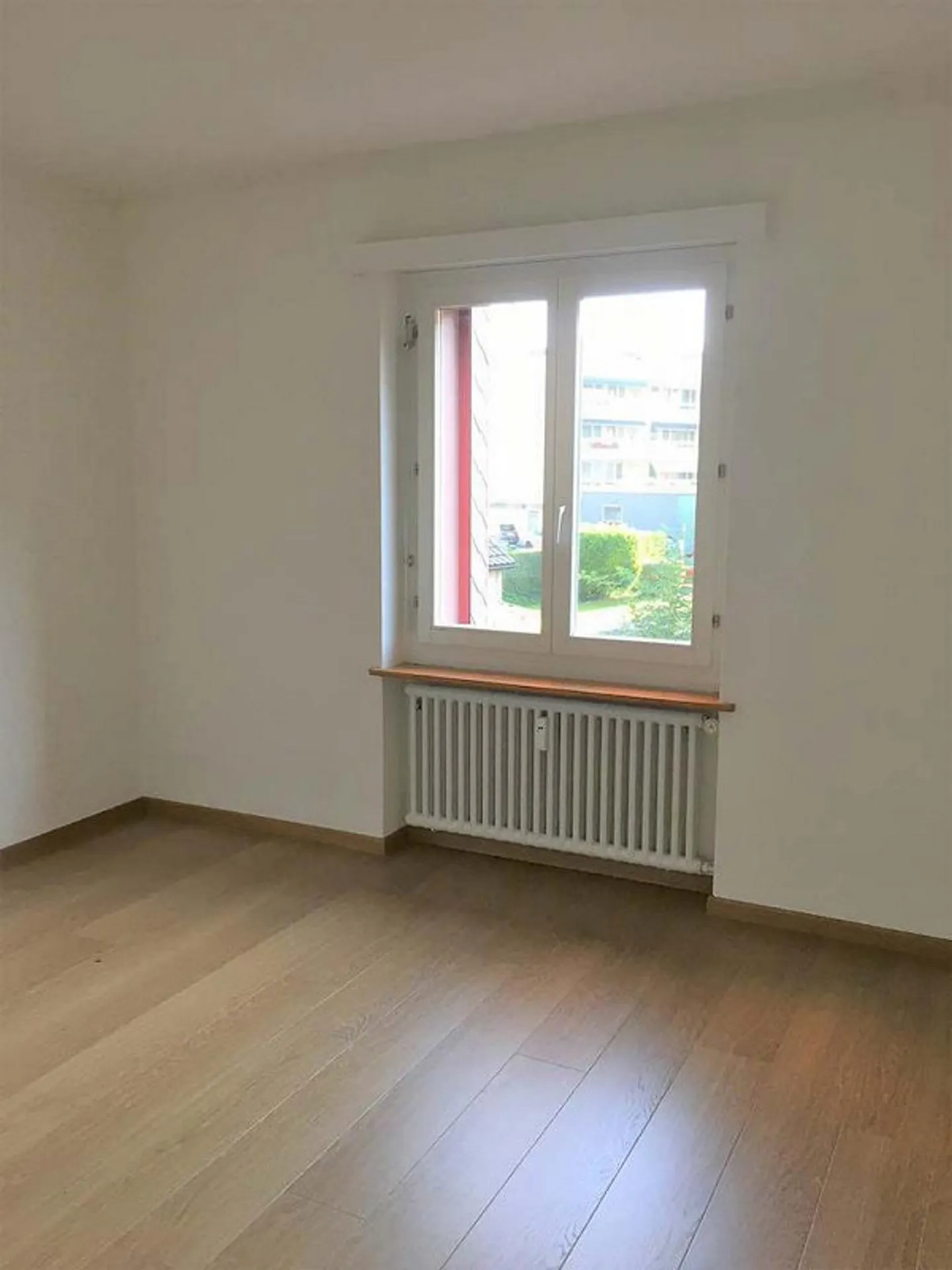 Cozy 4-Room Apartment in Rapperswil - Photo 8 of 9
