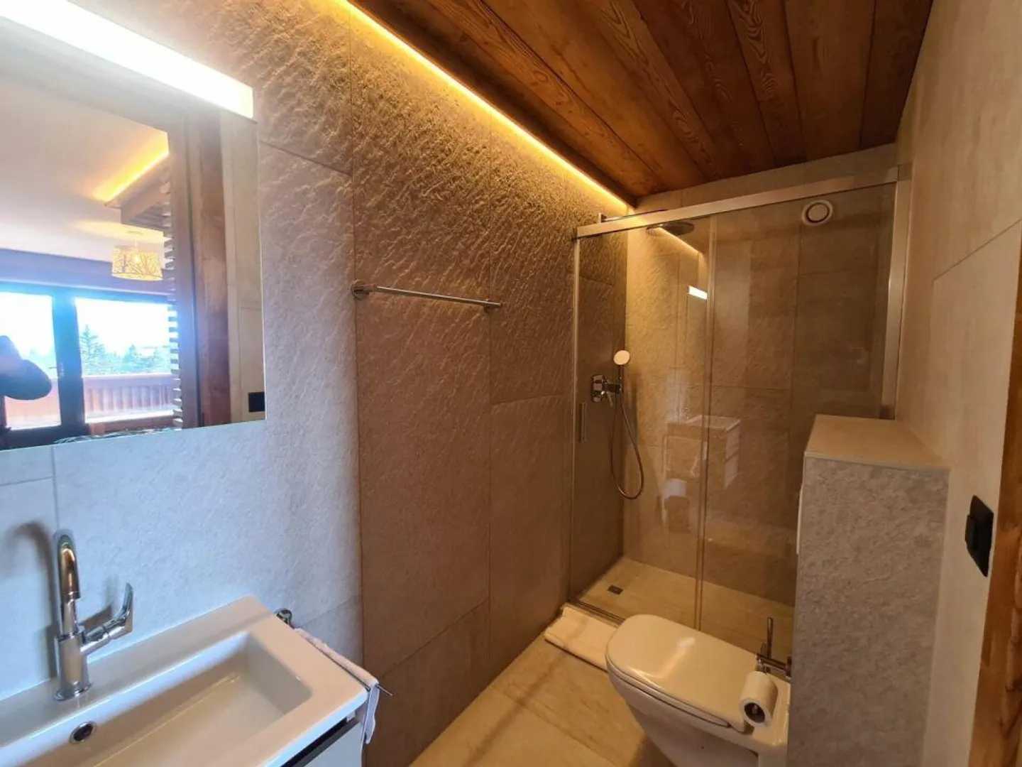 4.5-room apartment in Crans-Montana - Photo 9 of 14