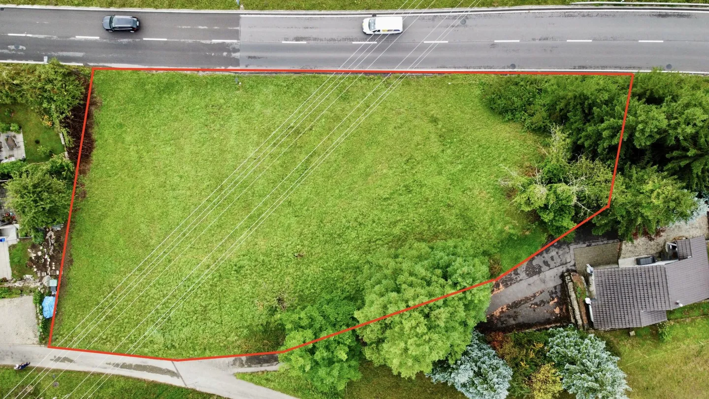 Building Land with a View - 1,607 m² in Sunny Slope Location in Hölstein BL - Photo 3 of 6