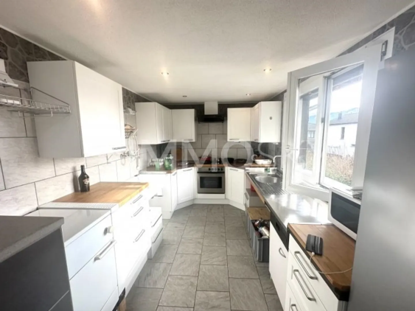 Secure Base Property with Car Pit and Rented Living Space - Photo 2 of 5