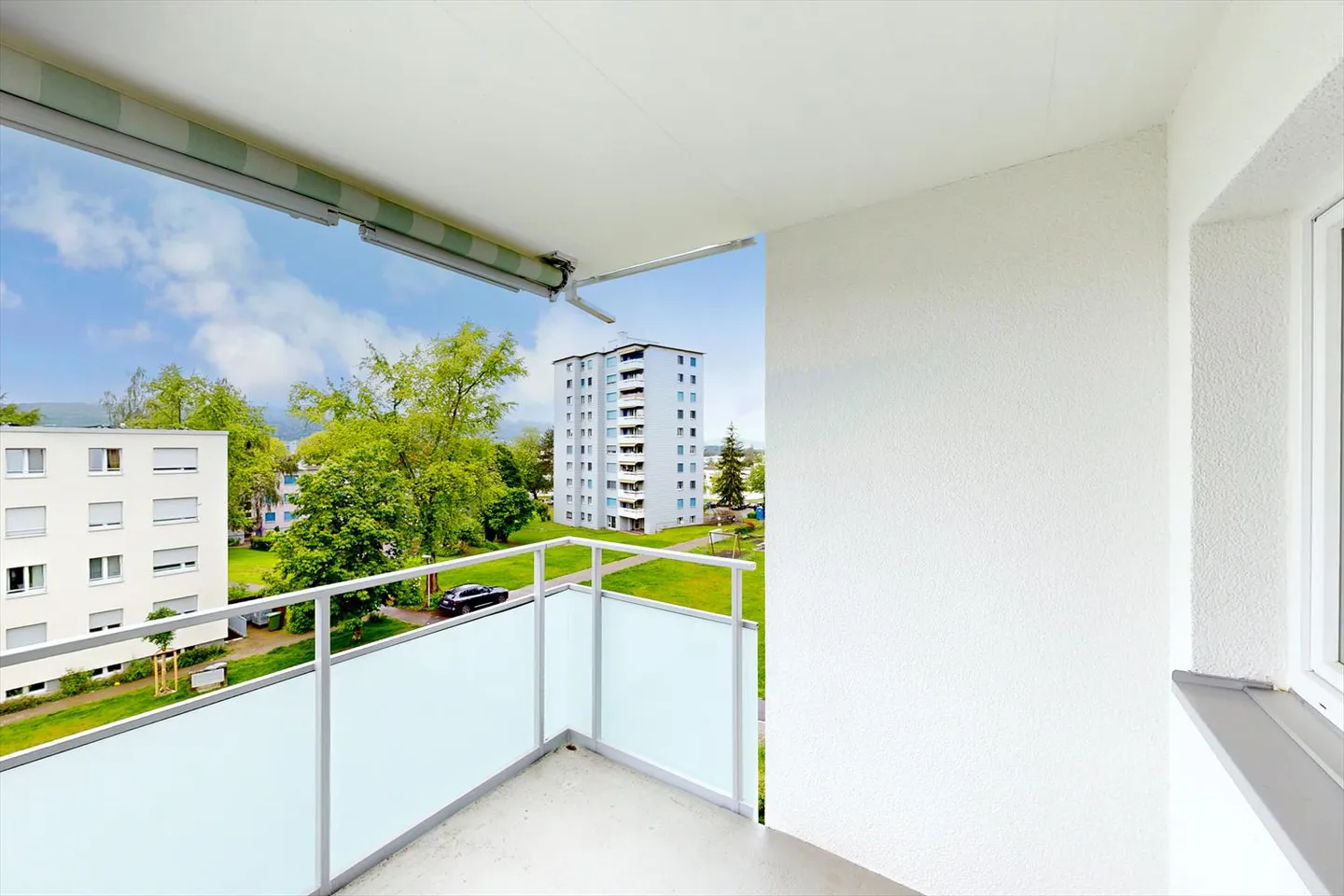 Appartamento spazioso in uno sviluppo adatto ai bambini - Foto 10 di 10