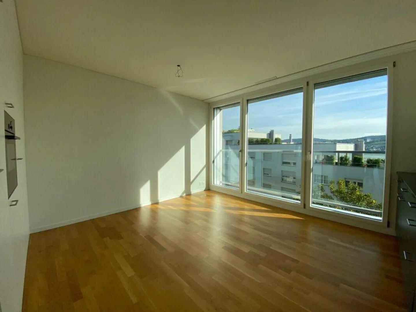 Modernes Apartment in Thalwil - Foto 3 von 9