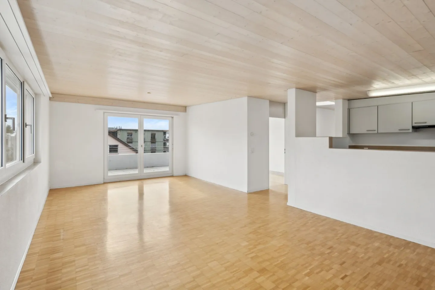 Appartement en attique de rêve avec grande terrasse (54 m2) - Photo 3 sur 8