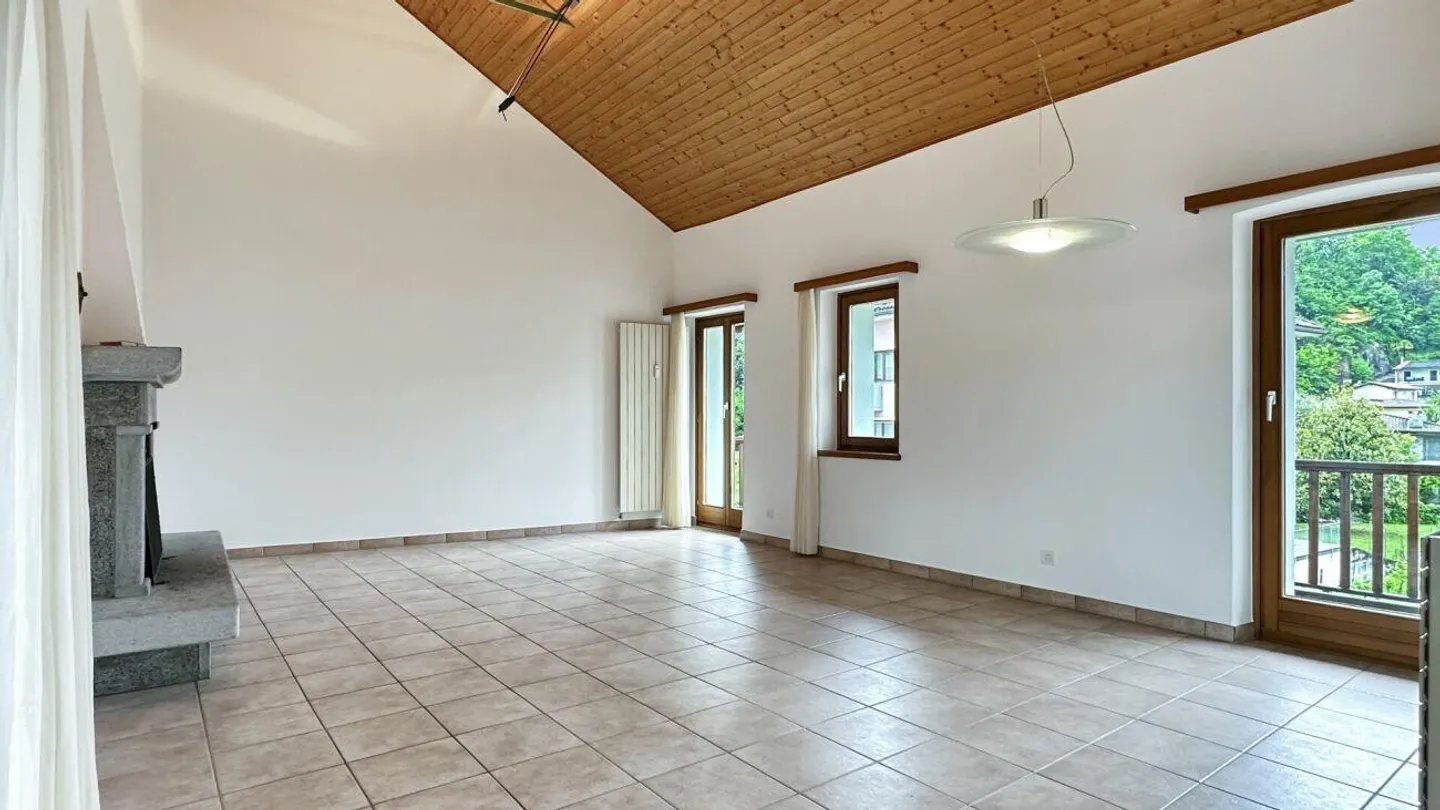 Losone - Appartamento duplex - Foto 3 di 12